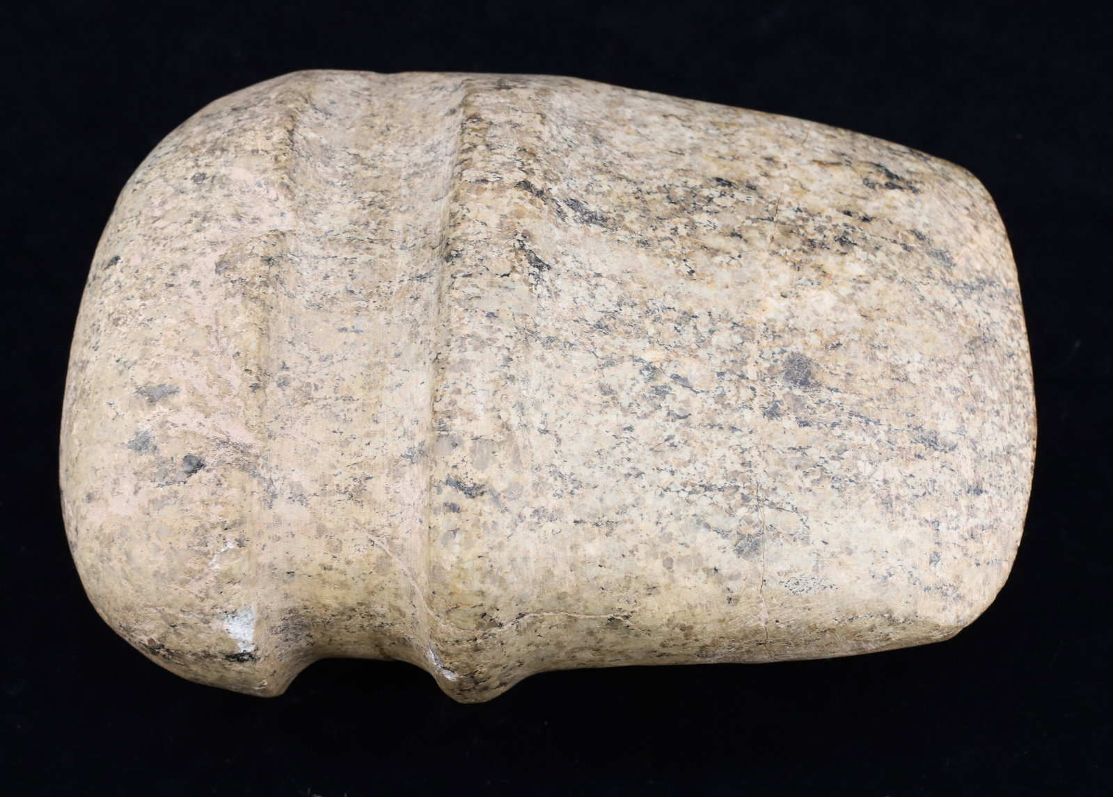 NATIVE AMERICAN AXE HEAD: GROOVED AXE HEAD. 6 1/4" L. PLEASE READ CAREFULLY BEFORE BIDDING. ALL PAYMENTS MUST BE MADE BEFORE ITEMS CAN BE SHIPPED. BUYERS CAN PAY VIA LIVE AUCTIONEERS PAYMENT CENTER IF HAVING ITEMS SHIPPED OR W