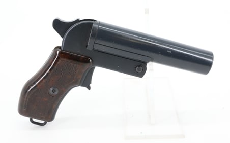 CZECH "SHE 82" FLARE PISTOL