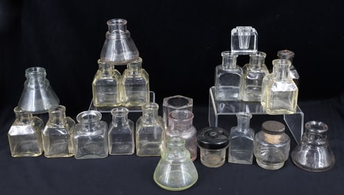 LOT OF GLASS INKWELLS