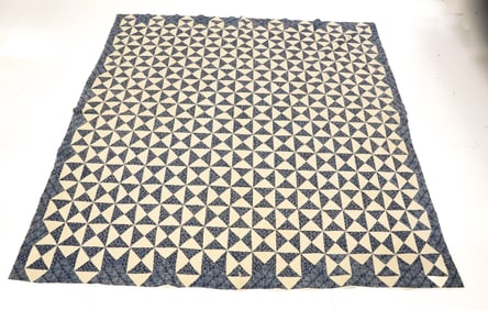 19TH CENTURY HAND STITCHED QUILT 