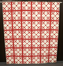 VINTAGE HAND STITCHED QUILT 