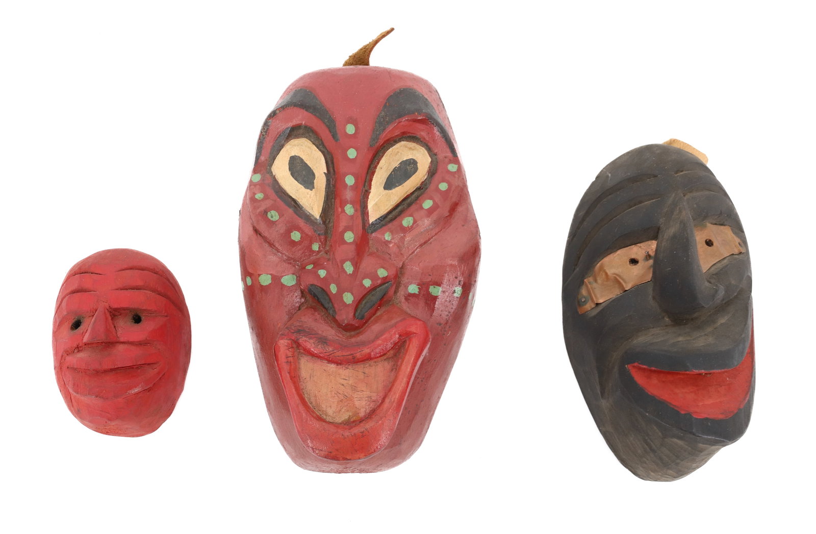 (3) CARVED AND PAINTED MASKS: NATIVE AMERICAN DECORATED WOODEN MASKS. 2 3/4" TO 6 1/4" LENGTHS. PLEASE READ CAREFULLY - Terms for Purchasing and Shipping of Auction Items. Please read carefully before bidding. All payments for pur