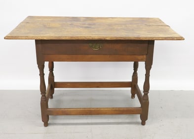18TH/19TH C. STRETCHER BASE TABLE