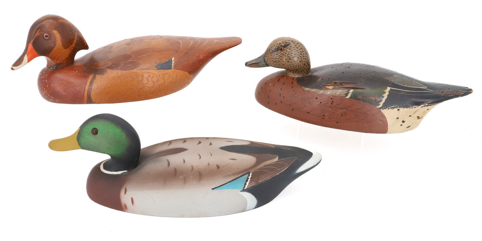 (3) CONTEMPORARY DUCK DECOYS (1 of 6)