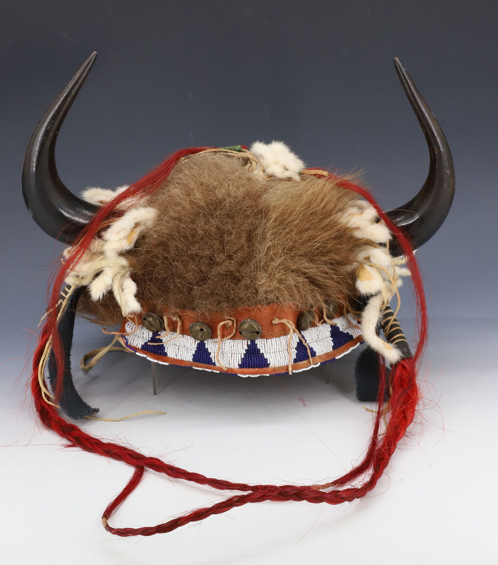 NATIVE AMERICAN HEADDRESS (1 of 6)