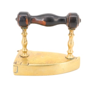 18TH C. EUROPEAN BOX IRON