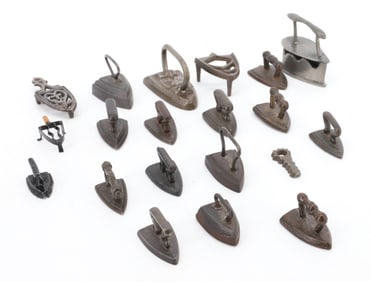 LOT OF (16) MINIATURE TOY SAD IRONS