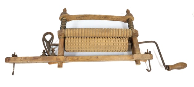 EARLY WOODEN WRINGER WASHER TOP