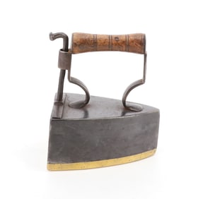 SMALL SIZE 19TH C. BOX IRON