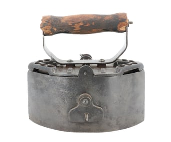 EARLY DOUBLE-POINT SAD IRON
