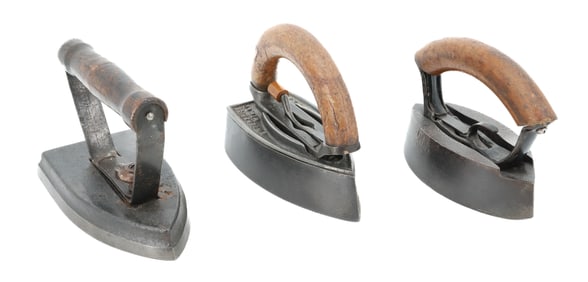 (3) DETACHABLE HANDLE IRONS