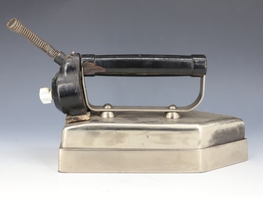 EDISON ELECTRIC TAILOR IRON