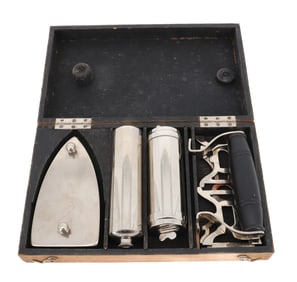 GAS TRAVEL IRON IN BOX