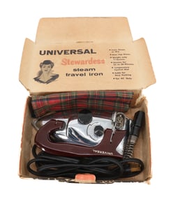 UNIVERSAL STEAM IRON