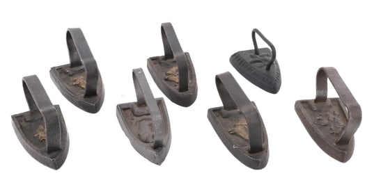 LOT OF MINIATURE SAD IRONS