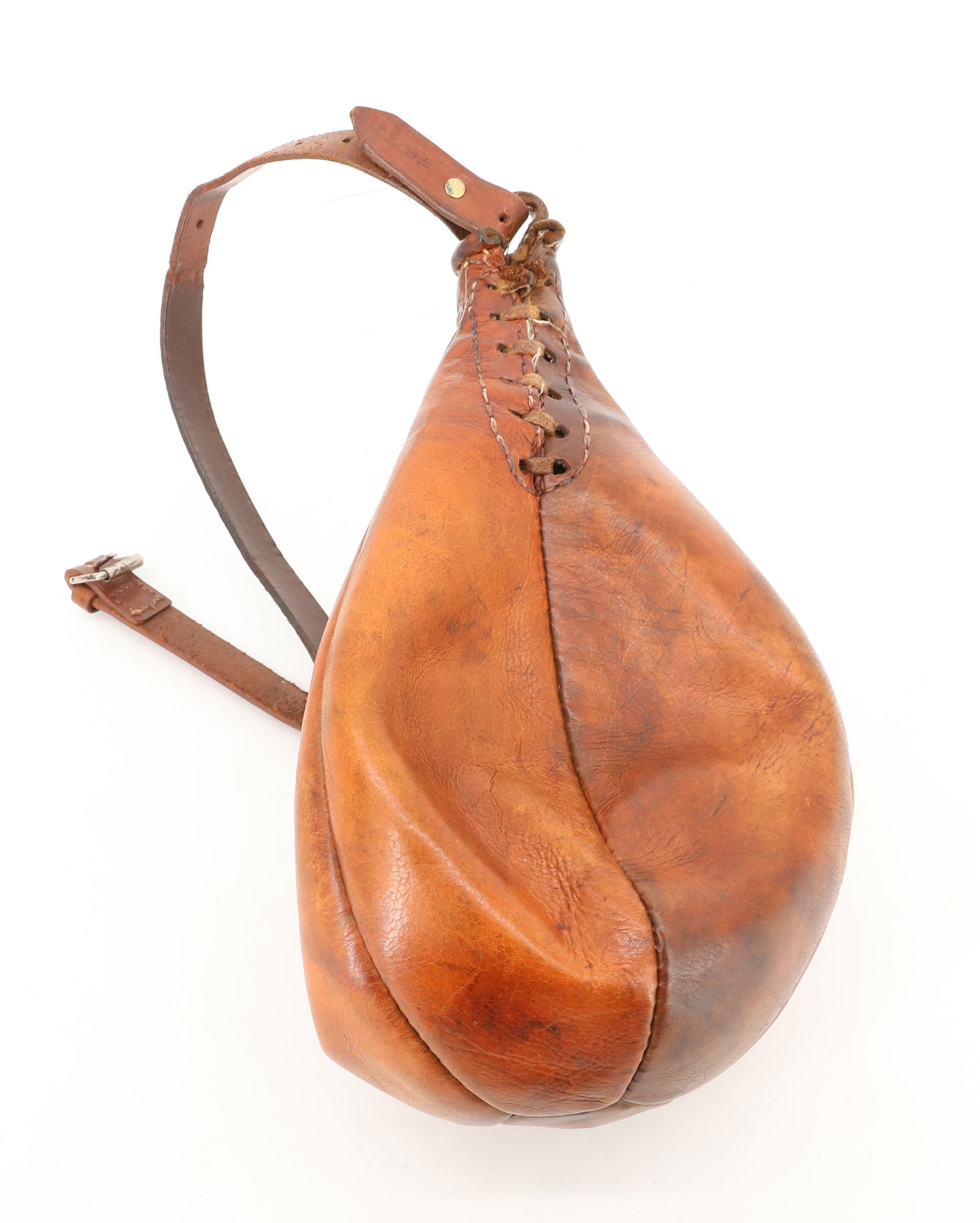 VINTAGE LEATHER PUNCHING BAG (1 of 3)
