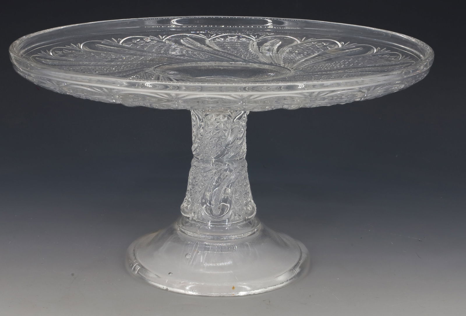 EAPG "FEATHERED" CAKE STAND (1 of 3)
