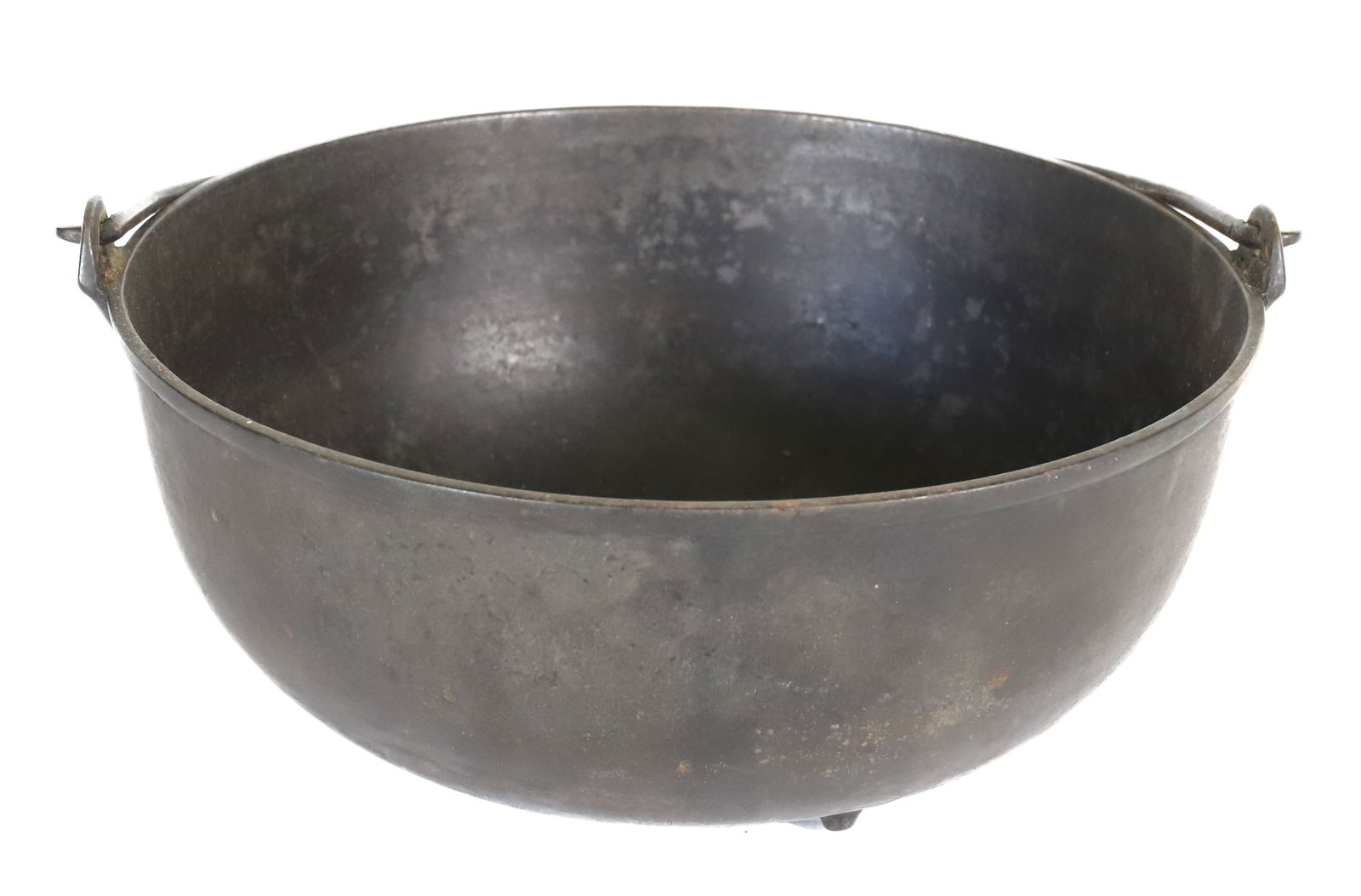 CAST IRON FOOTED POT: DROP-HANDLE WITH THREE FEET ON BOTTOM. MRKD. BARSTOW STOVE CO., PROV. R.I. 4" X 10". PLEASE READ CAREFULLY â€“ THIS IS AN IN-PERSON & ON-LINE AUCTION. SALE IS LOCATED IN HARMONY TOWNS