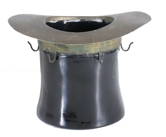 BLACK GLASS TOP HAT