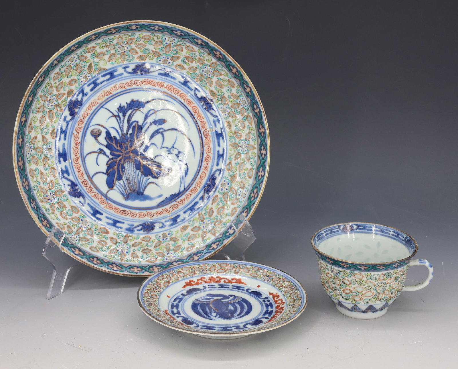 LOT OF CHINESE PORCELAIN: PLATE/CUP/SAUCER. PLATE IS 8" D. CRANE/FLORAL MOTIF. SGND. ON BOTTOMS. PLEASE READ CAREFULLY â€“ THIS IS AN IN-PERSON & ON-LINE AUCTION. SALE IS LOCATED IN HARMONY TOWNSHIP, PHILLIPSB