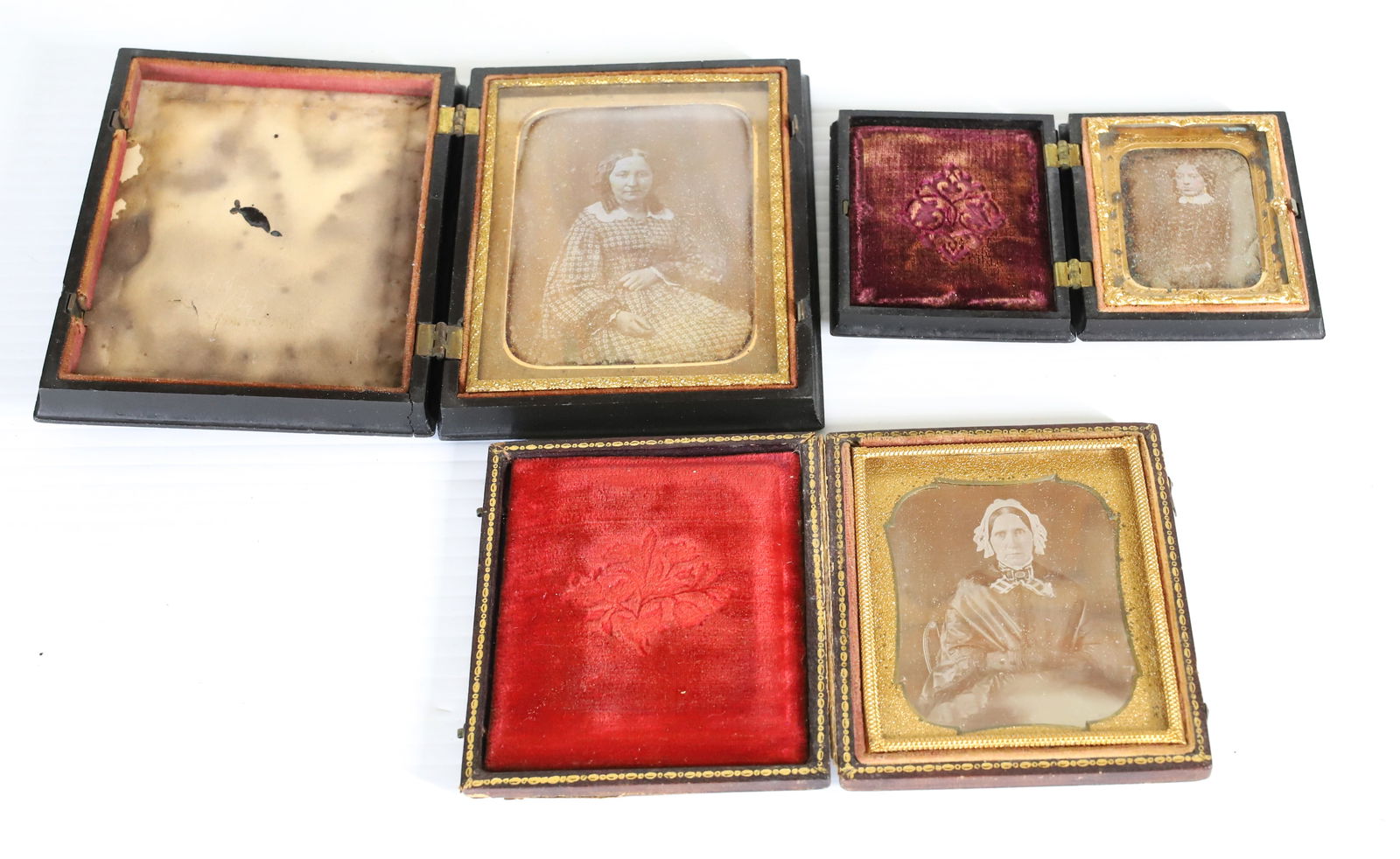 (3) 19TH C. CASED DAGUERREOTYPES (1 of 7)