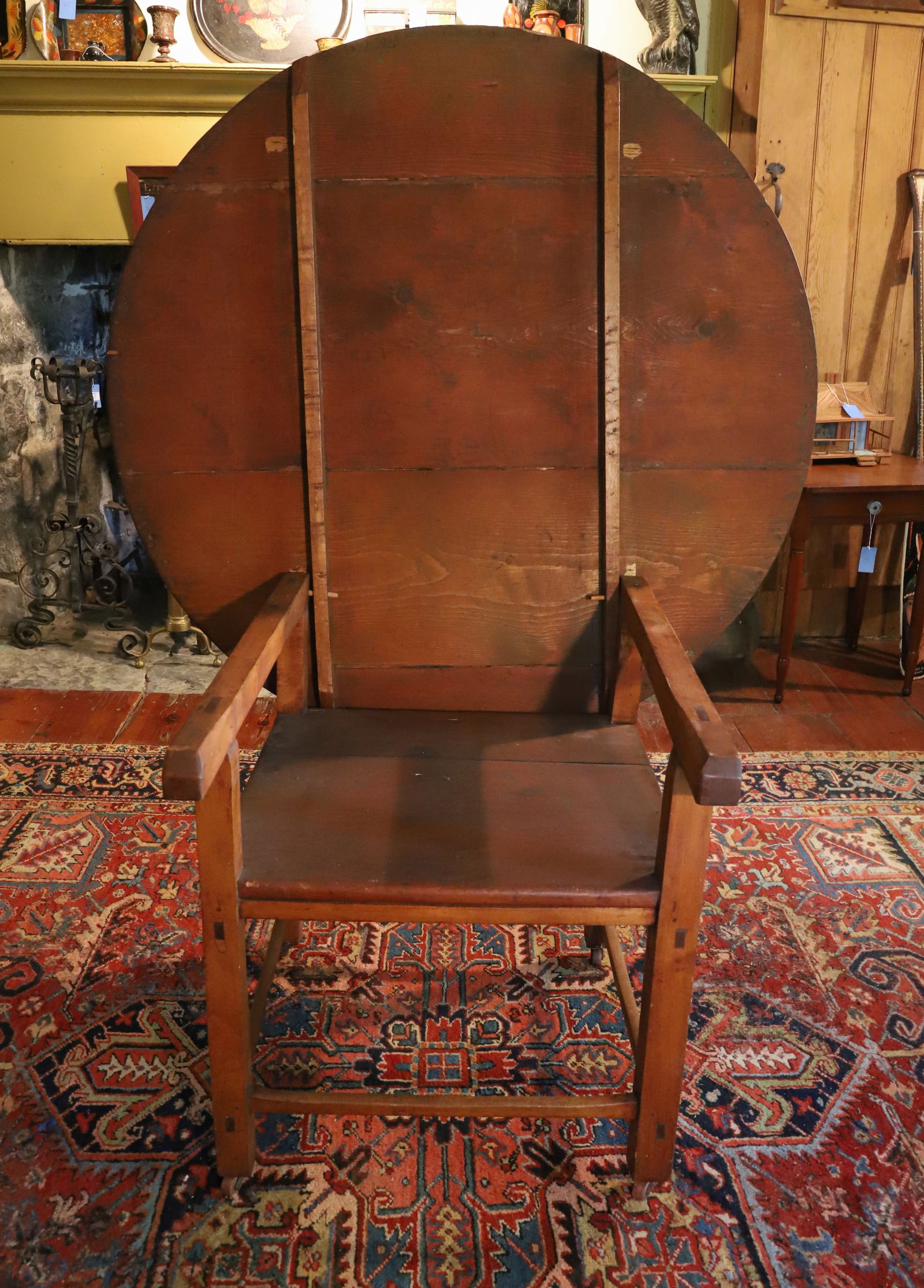 ANTIQUE ROUND HUTCH TABLE (1 of 9)