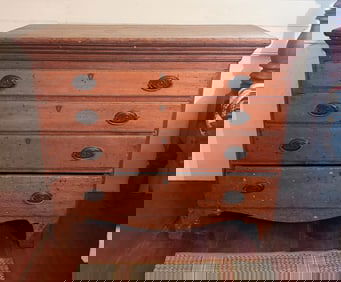 EARLY CHEST OF DRAWERS