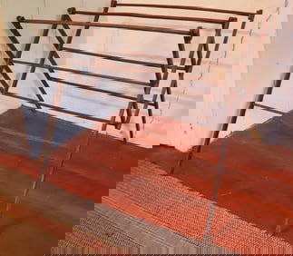 WOODEN DRYING RACK