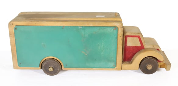 TUCKER TOYS WOODEN TRUCK