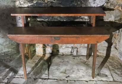COUNTRY WOODEN DISPLAY BENCH