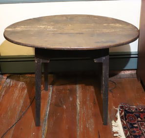 18TH/19TH C. OVAL TABLE
