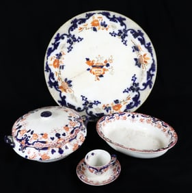 LOT OF ENGLISH PORCELAIN