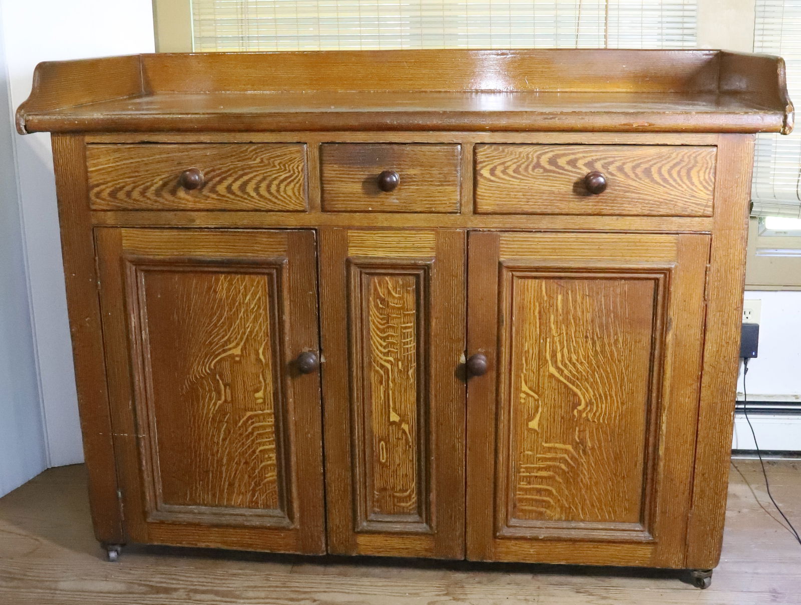 ANTIQUE GRAIN-PAINTED SERVER, SIDEBOARD (1 of 7)