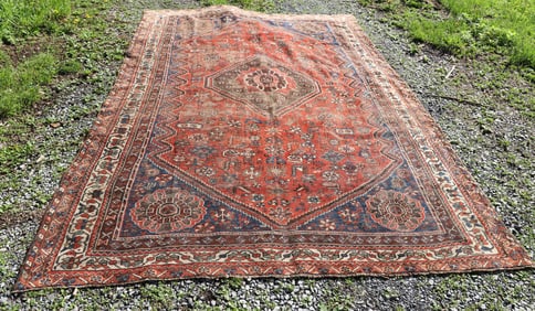 ANTIQUE HANDMADE ORIENTAL RUG
