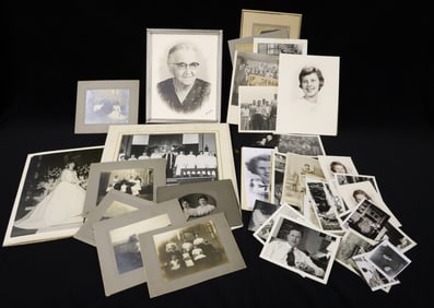 LARGE LOT OF PHOTOGRAPHS