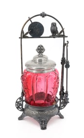 VICTORIAN PICKLE CASTOR