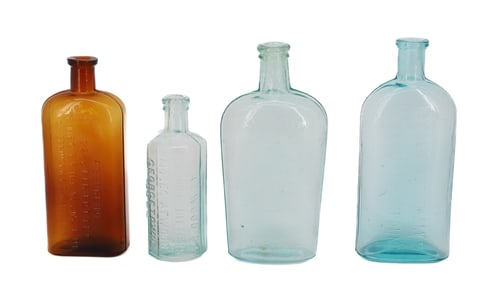 LOT OF ANTIQUE BOTTLES