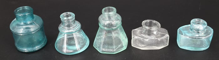 LOT OF GLASS INKWELLS