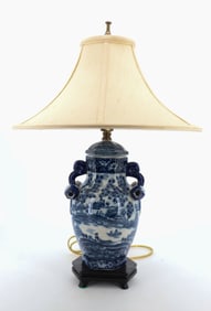 DECORATED PORCELAIN LAMP