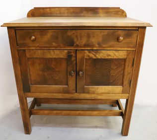 ARTS AND CRAFTS STYLE SIDEBOARD