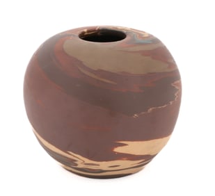 NILOAK POTTERY VASE