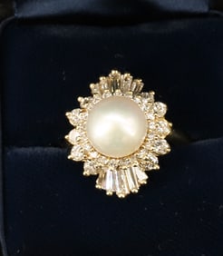 18K YELLOW GOLD AND DIAMOND TIERED PEARL RING