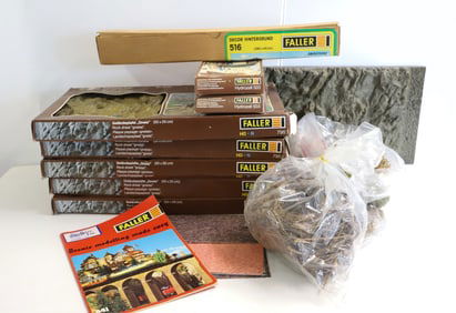 LOT OF FALLER "HO" TRAIN PLATFORM ITEMS