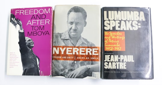 LOT OF VINTAGE BOOKS