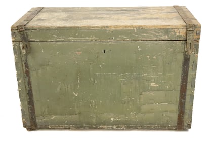 GREEN PAINTED DOVETAILED BOX
