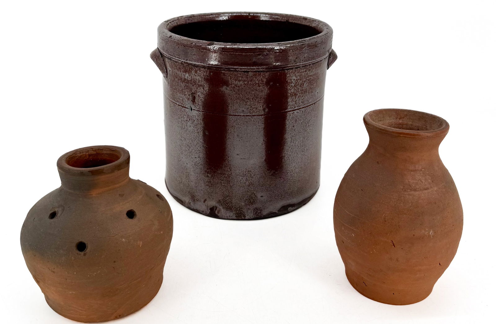 LOT OF REDWARE POTTERY (1 of 3)