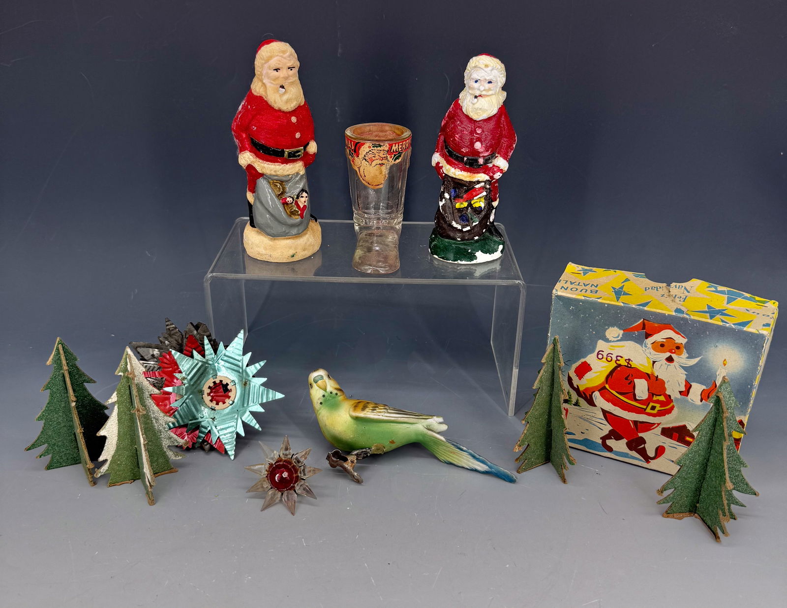 LOT OF VINTAGE CHRISTMAS DECORATIONS (1 of 4)