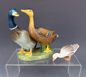 RICHARD GINORI PORCELAIN DUCKS: PAIR OF DUCKS MRKD. RICHARD GINORI, M930, ITALY ON BOTTOM 5 1/4" X 6". WITH, COPENHAGEN PORCELAIN WHITE GOOSE MRKD. 1902. PLEASE READ CAREFULLY - Terms for Purchasing and Shipping of Auction Items. Pl