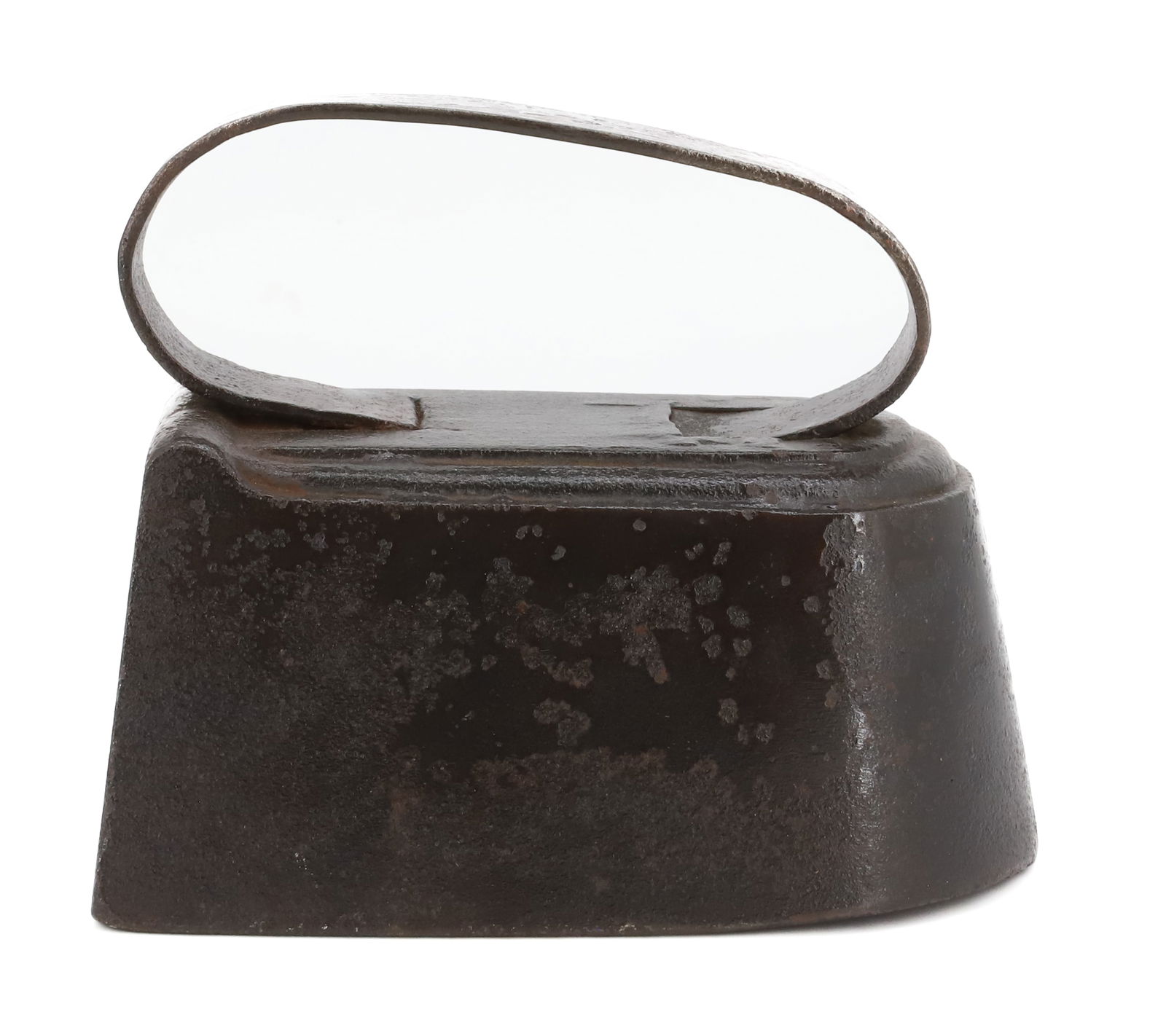 B. HULL, WESTPORT CT, HAT IRON (1 of 5)