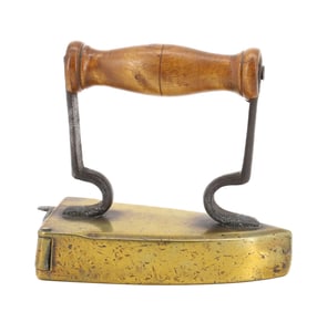SMALL SIZE EUROPEAN BOX IRON
